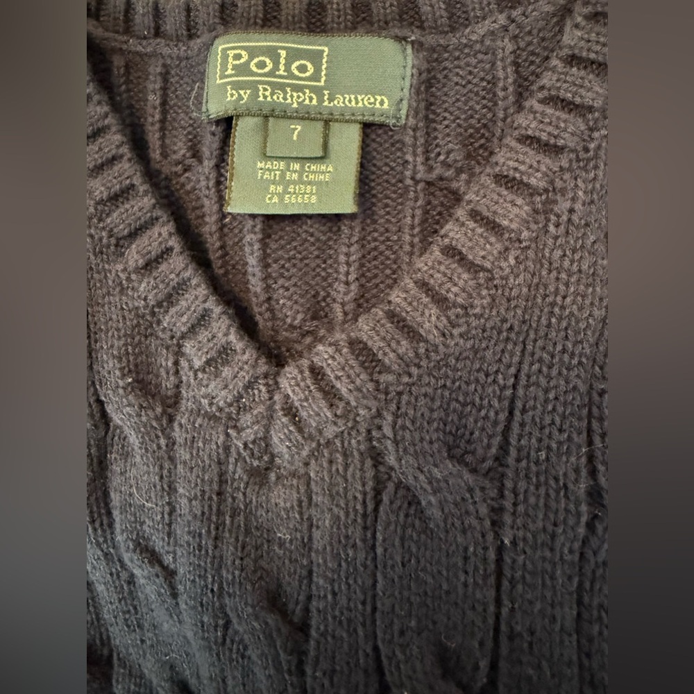 Polo by Ralph Lauren Boys Cable-Knit Cotton Sweater Vest. Size 7. - Picture 4 of 6